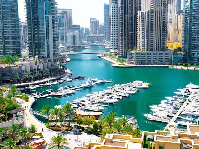 https:--fandcproperties.ru-uploads-panel-areas-thumbnails-dubai_marina_thumbnail_1714037110.png