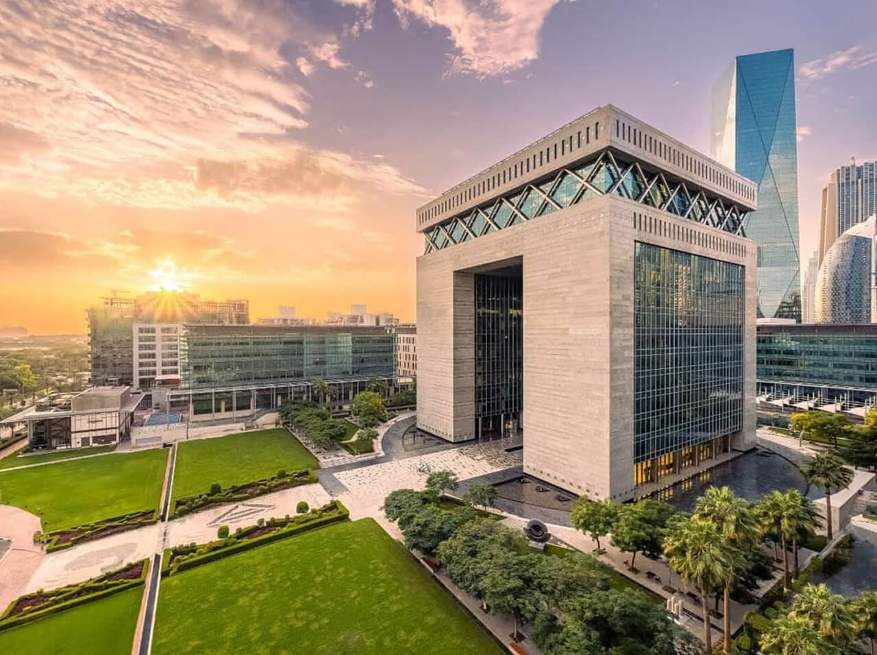 https:--fandcproperties.ae-uploads-panel-blogs-thumbnails-les_meilleures_banques_internationales_à_dubaï_thumbnail_1752780498.jpeg